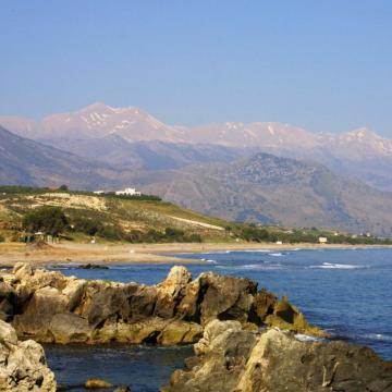 Η εκτεταμένη παραλία της Γεωργιούπολης.