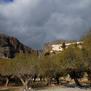 The old monastery of Kapsa, at the exit of the gorge