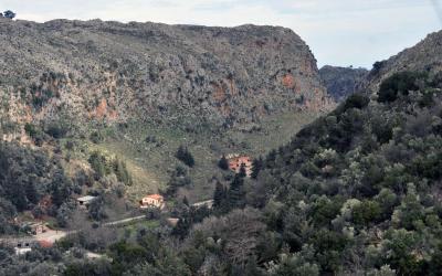 The village of Therissos